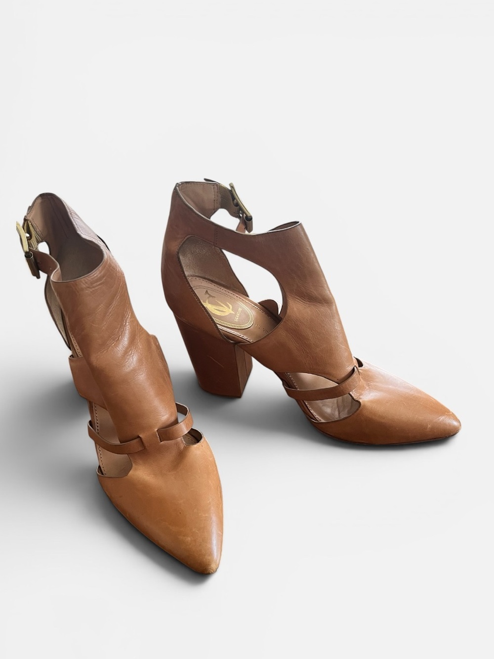 Vince Camuto Cognac Leather Pointed Toe Cutout Block Heel Pumps Sz 10